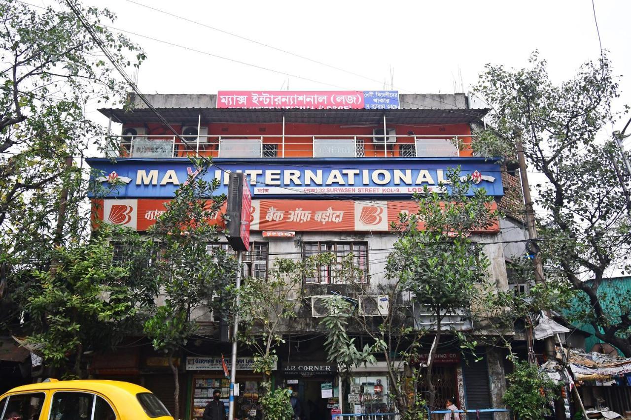 Oyo 85829 Max International Calcutá Exterior foto